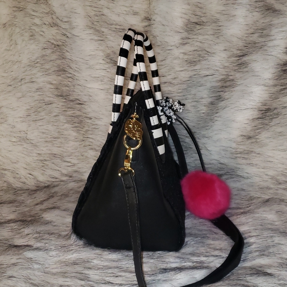 SOLD☆LUV BETSEY JOHNSON velvet satchel - Picture 3 of 8